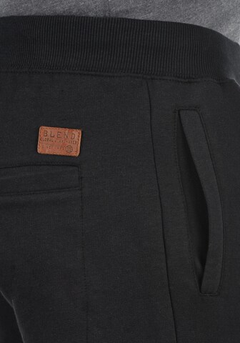 Effilé Pantalon 'Tilo' BLEND en noir
