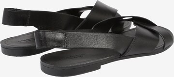 Sandale 'Tia' de la VAGABOND SHOEMAKERS pe negru: spate