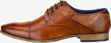 Chaussure à lacets 'Morino' bugatti en marron