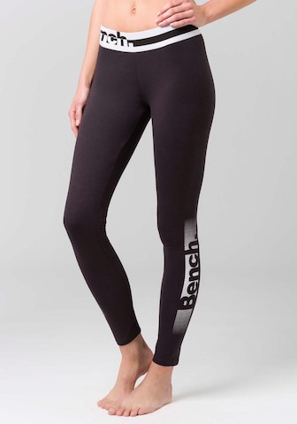 BENCH Skinny Leggings in Black: front