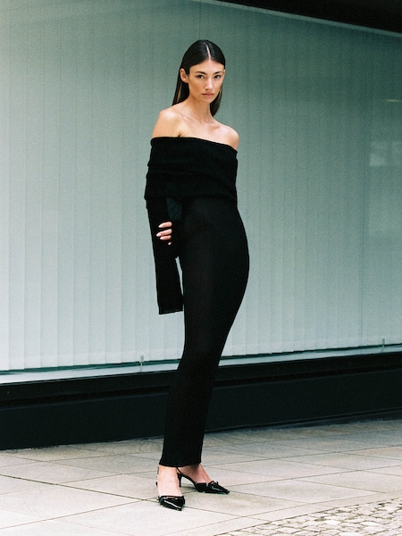 Lorena Rae - Classy Sheer Black Knit Look by R�ÆRE