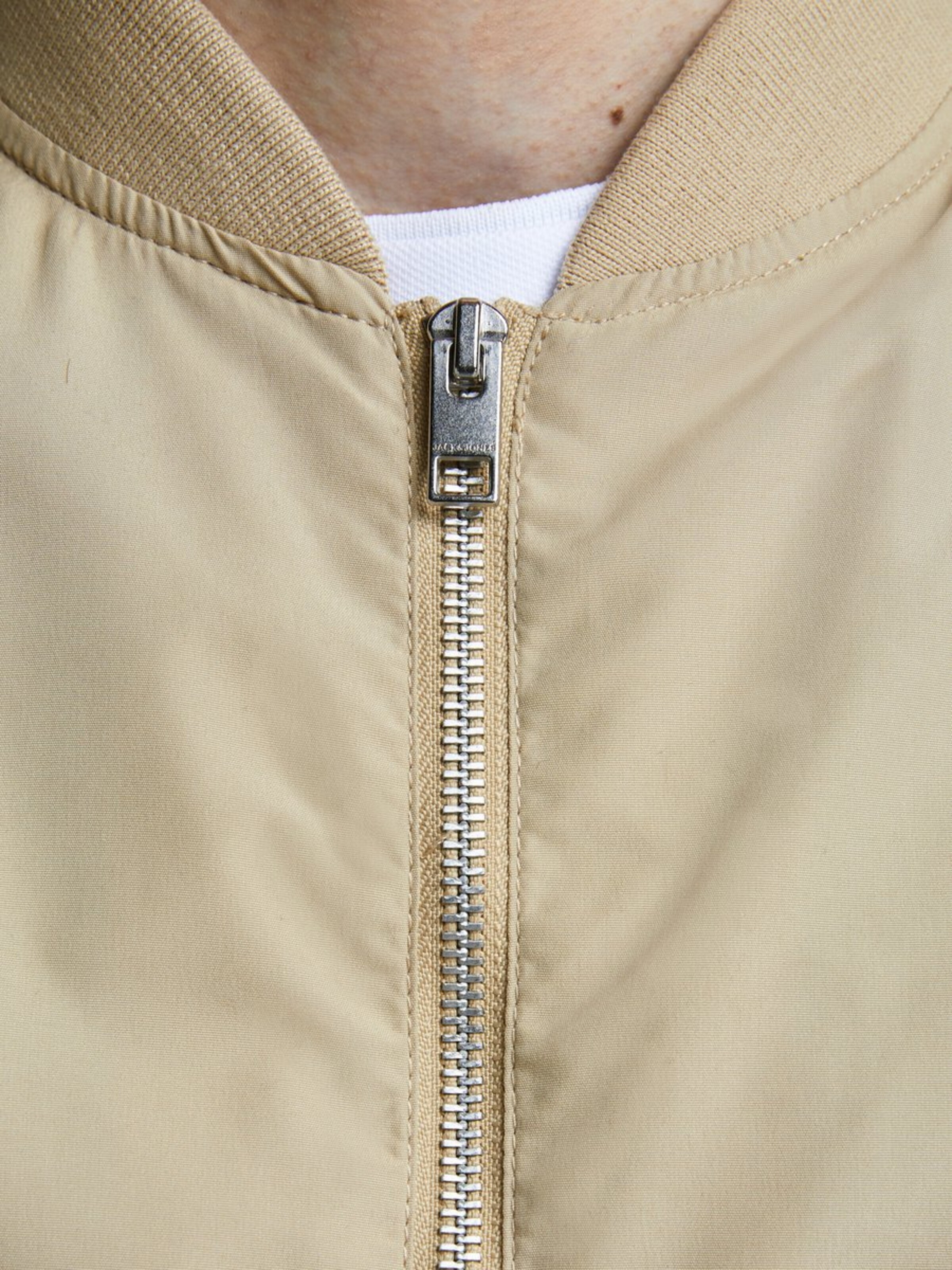 JACK & JONES Regular Fit Jacke in Beige