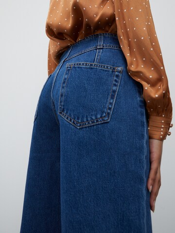 EDITED Regular Jeans 'Asta' in Blauw