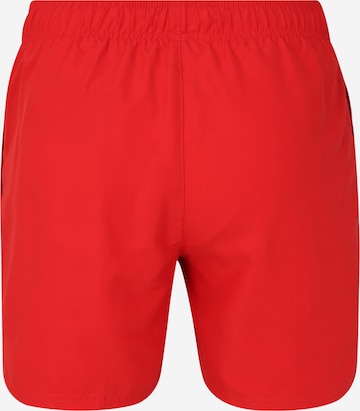 Regular Maillot de bain de sport Nike Swim en rouge