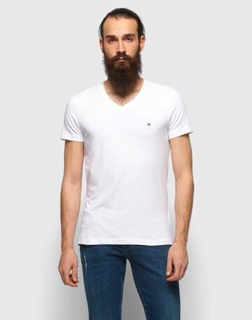 TOMMY HILFIGER T-shirt i vit: framsida