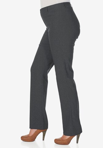 Coupe slim Pantalon SHEEGO en gris