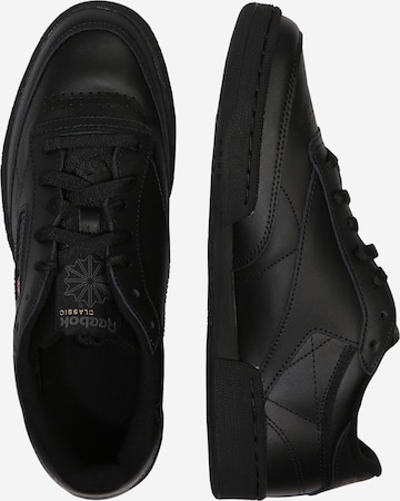 Reebok - Sapatilhas baixas 'Club C 85' em preto: lateral