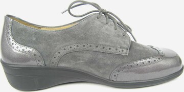 SOLIDUS Lace-Up Shoes in Grey