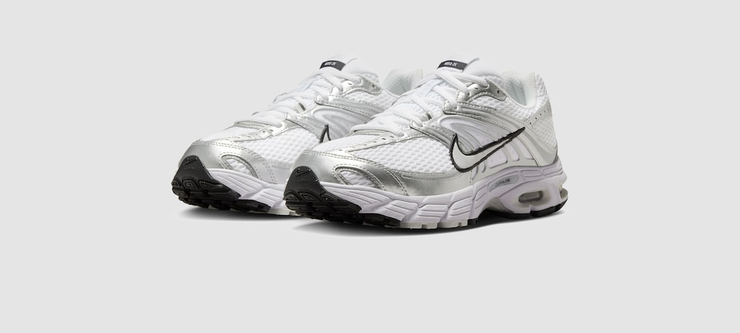 W NIKE AIR MAX MOTO 2K