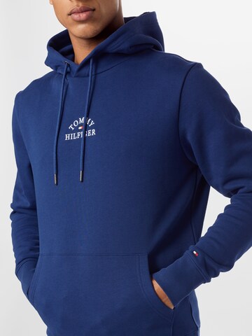 TOMMY HILFIGER Regular fit Sweatshirt in Blauw