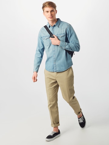 LEVI'S ® Regular fit Button Up Shirt 'Barstow Western' in Blue: front