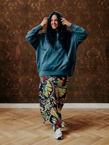 Nike Hoodie Look