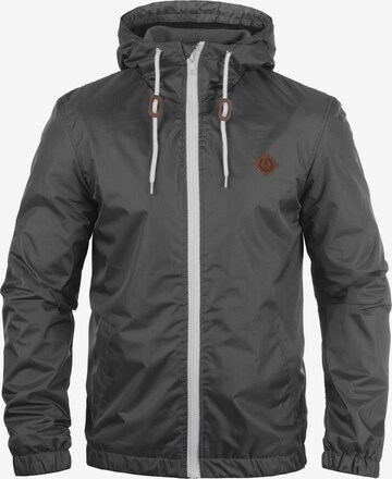 !Solid Windbreaker 'Mikras' in Grau: predná strana