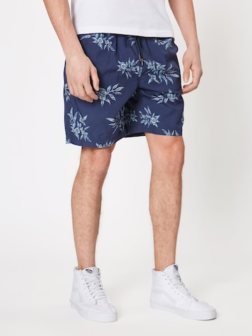 Urban Classics Regular Shorts in Blau: predná strana