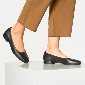 ECCO Ballet Flats 'Anine' in Black