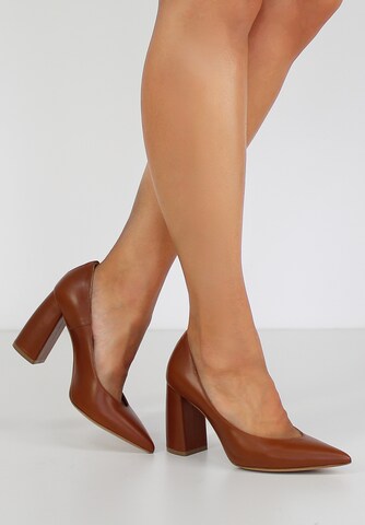 EVITA Pumps in Brown