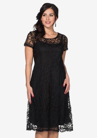 SHEEGO Kleid in Schwarz: predná strana