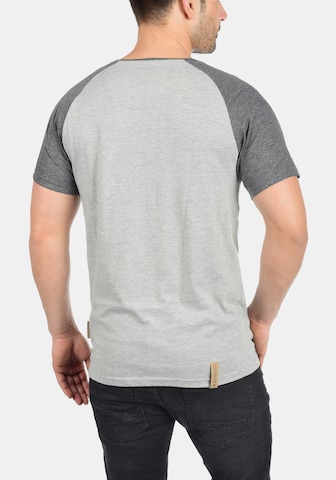 T-Shirt 'Gresham' INDICODE JEANS en gris