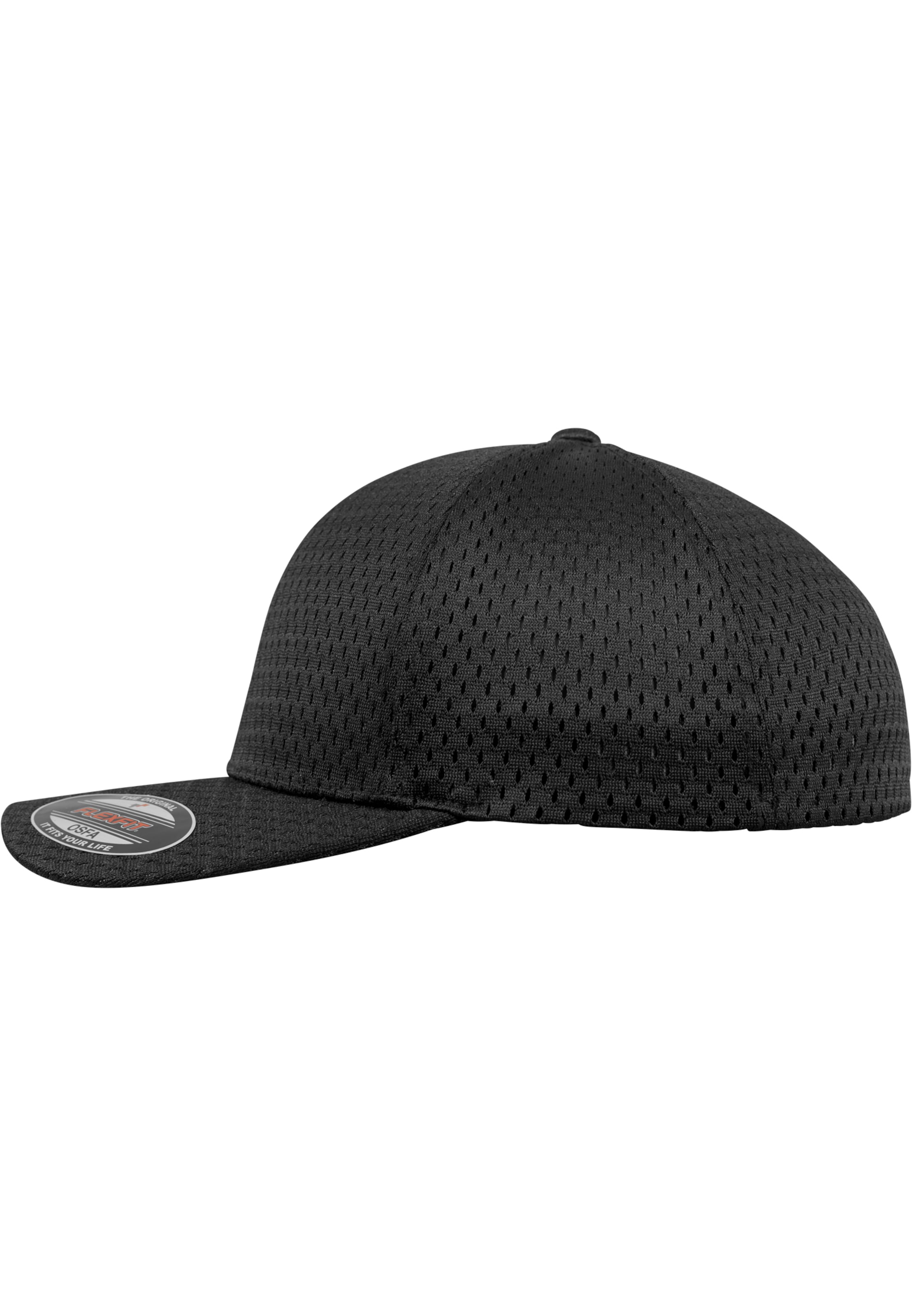 Flexfit Cap 'Athletic' in Black