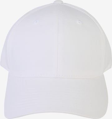 Casquette Flexfit en blanc