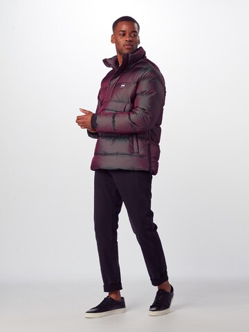 Veste d’hiver Urban Classics en rouge