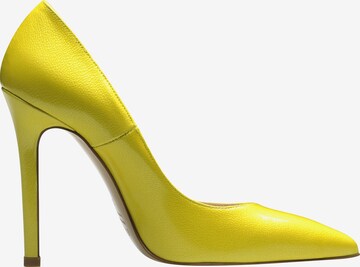 EVITA Pumps in Yellow