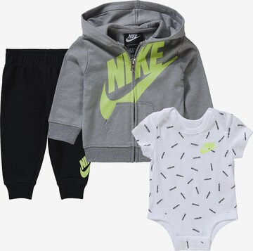 Nike Sportswear Set in Grau: predná strana