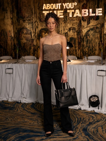 Sleek Flare Silhouette Look