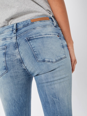 TOMMY HILFIGER Slimfit Jeans 'COMO NOLA' in Blauw