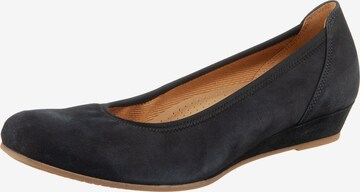 GABOR Pumps in Blue: front