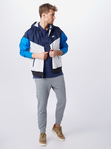 Nike Sportswear Regular Fit Shirt in Blau