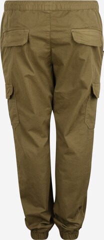 Tapered Pantaloni cargo di Urban Classics in verde