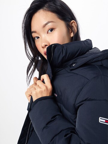 Tommy Jeans Vinterfrakke 'Modern Puffa' i sort