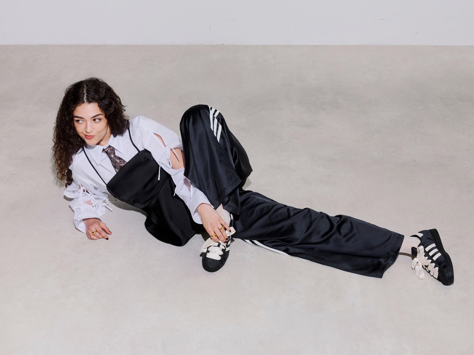 Праздничная коллекция ADIDAS ORIGINALS