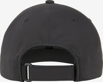 Flexfit Cap 'Delta Adjustable' in Schwarz