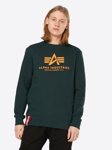 ALPHA INDUSTRIES Sweatshirt in Green: front