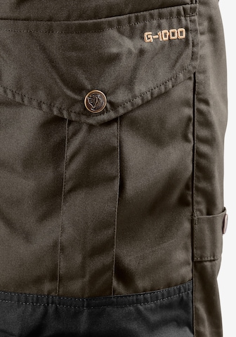 Fjällräven Regular Hose 'Barents Pro' in Braun