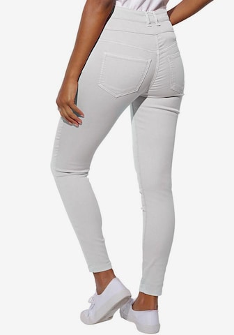 Skinny Jeans de la LASCANA pe alb
