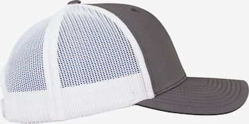 Cappello da baseball di Flexfit in grigio