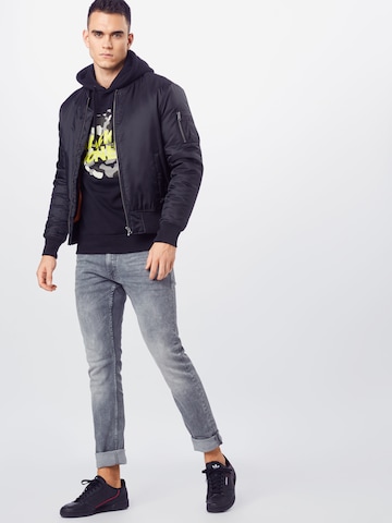 QS Slimfit Jeans in Grijs