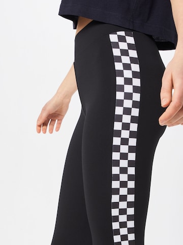 Urban Classics Skinny Leggingsit värissä musta