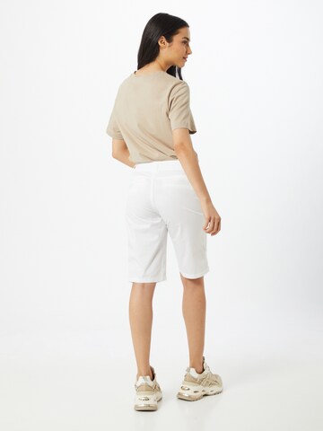 Regular Pantalon chino s.Oliver en blanc