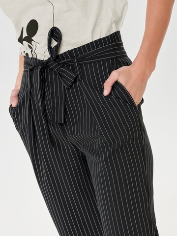 ONLY Tapered Bandplooibroek in Zwart