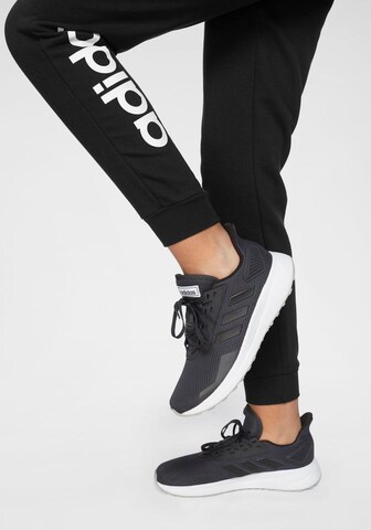 Tapered Pantaloni sport de la ADIDAS PERFORMANCE pe negru