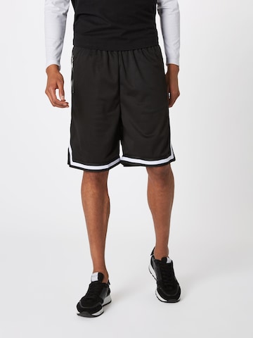 Urban Classics Regular Pants in Black: front