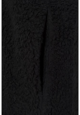 Urban Classics Płaszcz przejściowy w kolorze czarny