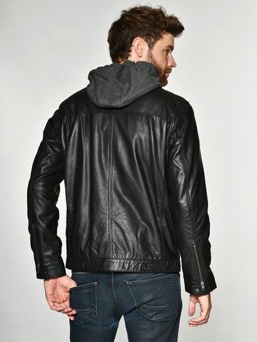 MUSTANG Between-Season Jacket 'Foster' in Black