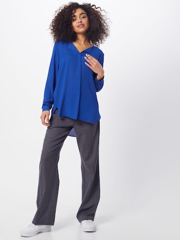 VILA Blouse in Blauw