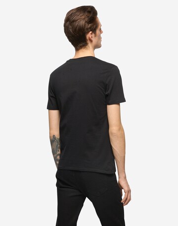 LEVI'S ® - Regular Camisa 'Graphic Set In Neck' em preto