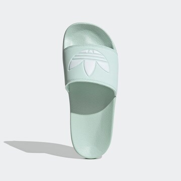 ADIDAS ORIGINALSNatikače s potpeticom 'Adilette' - zelena boja